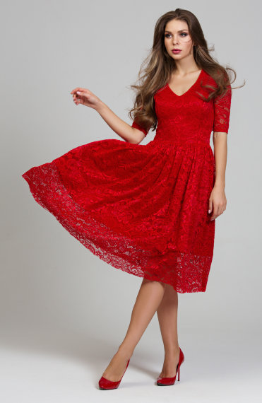 Нарядное кружевное платье красного цвета - Нарядное кружевное платье красного цвета